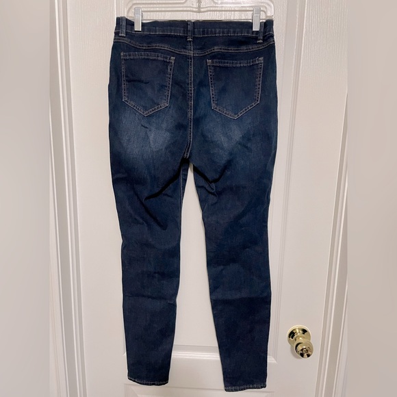 Thyme Maternity - before and after fit - Picture 2 of 5